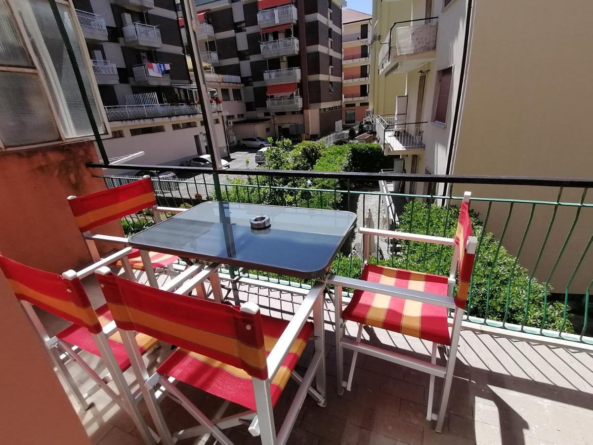 P In Centro 2 Appartement Sestri Levante Buitenkant foto